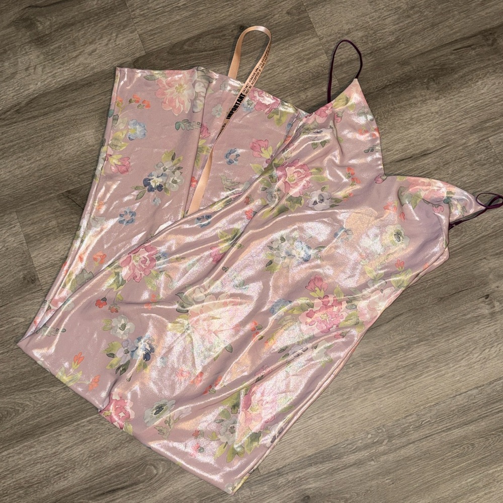 House of CB ARIA Mauve Floral Maxi Dress - Picture 8 of 16